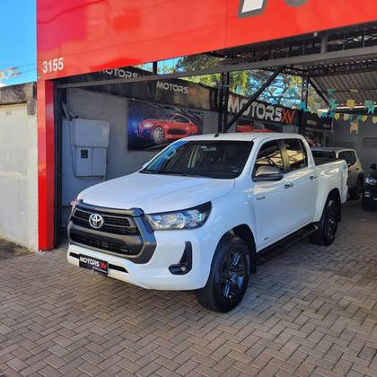 TOYOTA HILUX 2.8 D-4D TURBO DIESEL CD POWER PACK 4X4 MANUAL TOYOTA HILUX 2.8 D-4D TURBO DIESEL CD POWER PACK 4X4 MANUAL